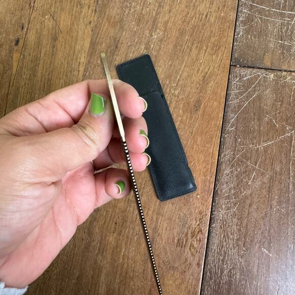 Vintage Polished Brass Pocket Comb with genuine black‎ leather carrying case - Picture 6 of 8